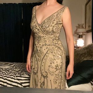 Adrianna Papell Beaded 1920s Dress Gold/Silver